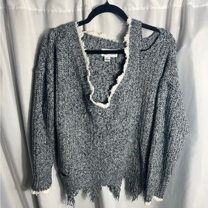 Wildfox Oversized Womens Sweater Size M V-Neck Fringe Distressed Pullover